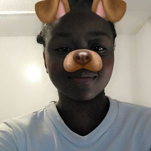 Meet your Posher, Emoni